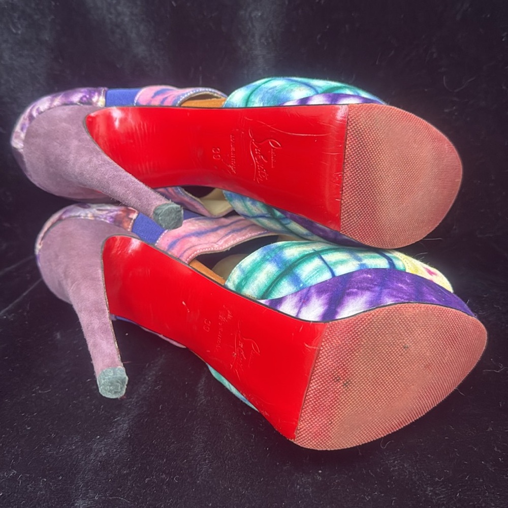 CHRISTIAN LOUBOUTIN TYE DYE SUEDE/ FABRIC PITOU PEEP TOE HIGH HEEL SHOES- 9 ๐๐ ๐ฅ - Picture 13 of 14
